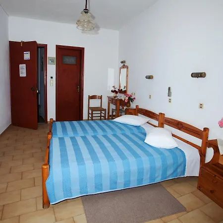 ホテル Casteli Skala (Kefalonia)