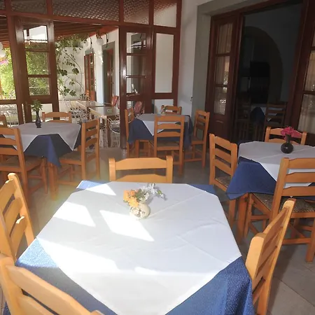 Casteli Hotel